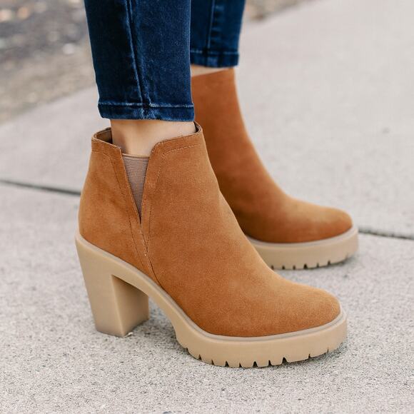 Dolce Vita SZ 7 Cashe H2O Waterproof Lugged Sole Camel Suede Boots Retro $160 - Picture 1 of 8